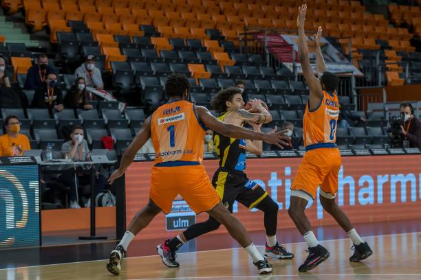 贡献自己的 贡献自己的