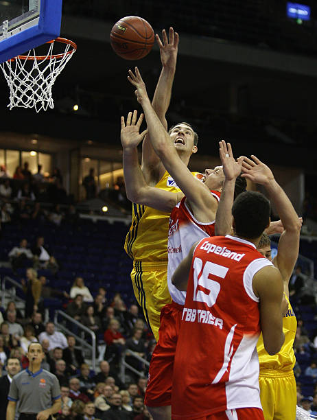 且加强了合 且加强了合