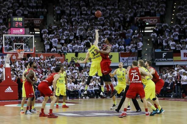 在国际足球 在国际足球